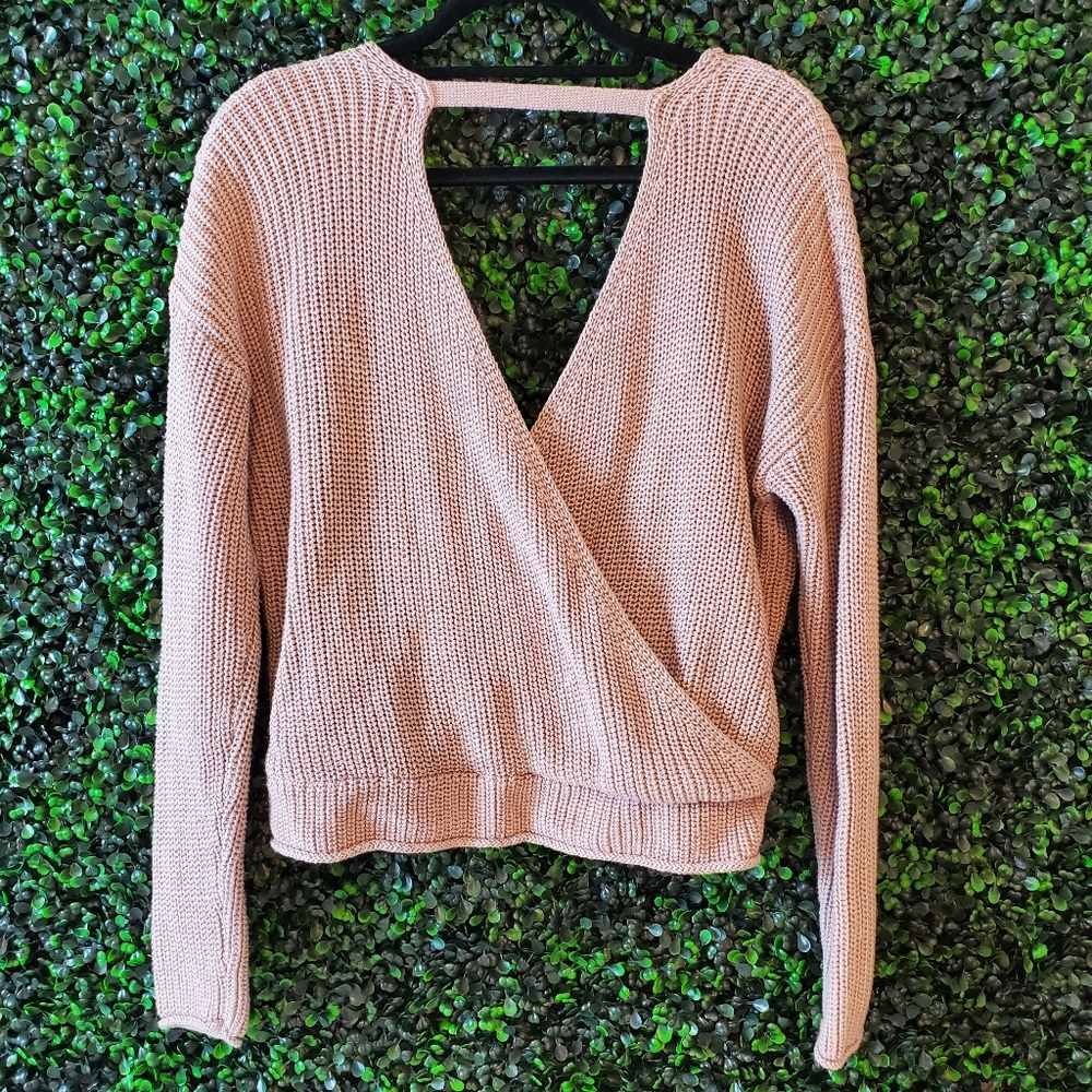 Moon & Madison Cross Sweater M